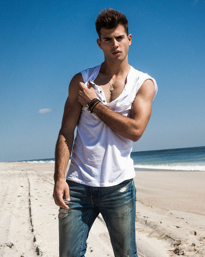 Graphic Tee Paradise Shopify Layout